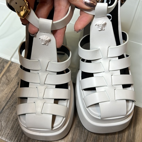Versace La Medusa White Platform Sandal Heels - Picture 6 of 16